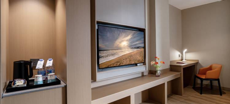 悦峰酒店(阳江汽车总站沃尔玛店)图片