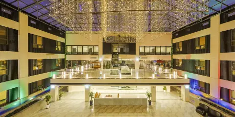 巴爾魯娜酒店(延吉延邊大學西市場店)