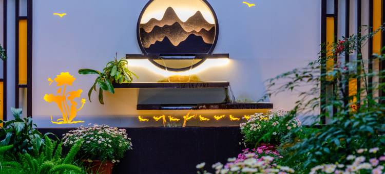 沐山苑·花园民宿(丽江古城南门忠义市场店)图片