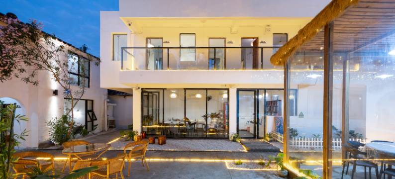 涠洲岛繁花.鲸落民宿(天主教堂贝壳沙滩店)图片