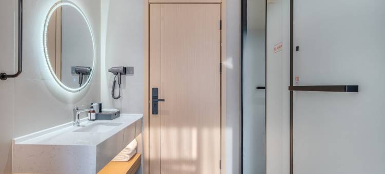 平昌宏达智居酒店(新平街西段金佛花园店)图片