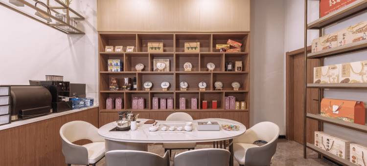 瑷朵酒店(腾冲天成商业街店)图片