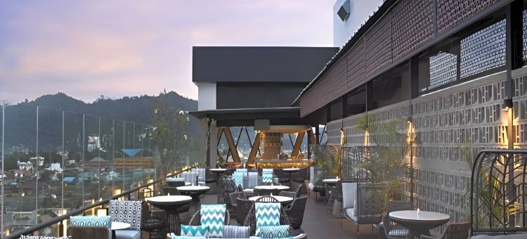 桑蒂卡普雷米埃巴东酒店(Hotel Santika Premiere Padang)图片