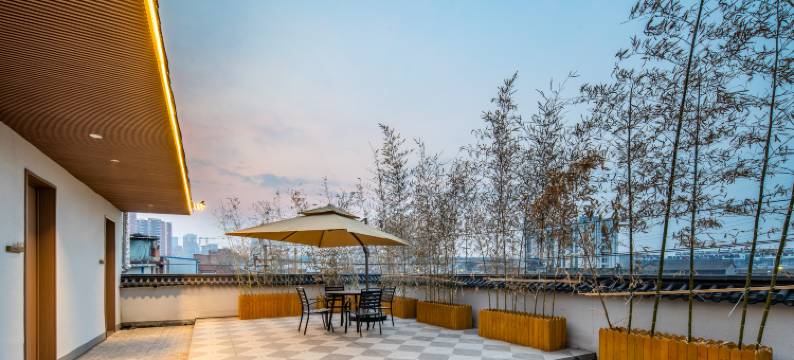 丽呈睿轩酒店(洛阳洛邑古城丽景门十字街店)图片