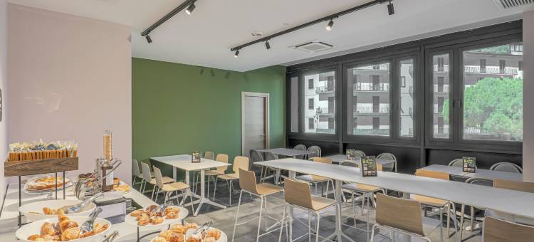 普拉托市中心的民宿酒店(B&B Hotel Prato City Center)图片