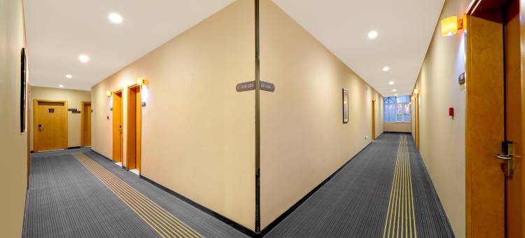 7天优品酒店(哈尔滨和平路省政府地铁站店)图片