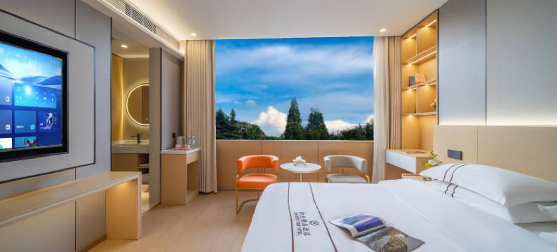 曲靖阳光精品酒店(火车站酒吧街店)图片