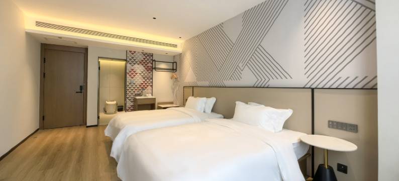 广南怡然酒店(体育广场店)图片