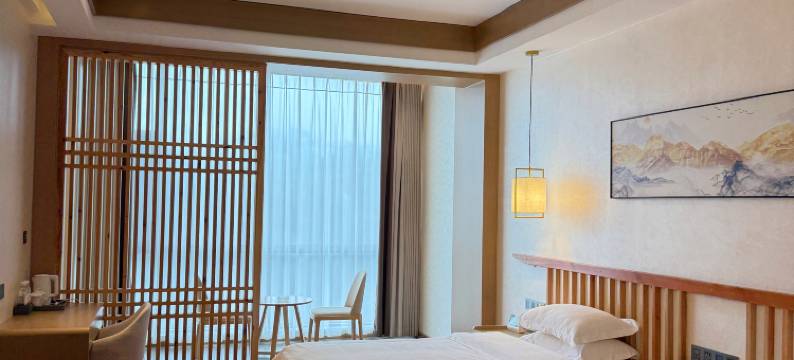 印江映美湖伴山酒店(大圣墩景区店)图片