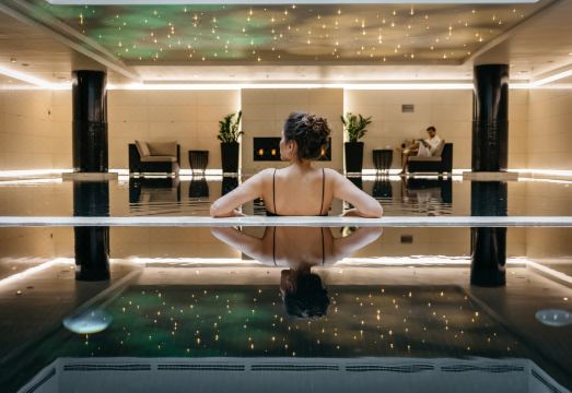 The Carlton, Moscow Hotel Overview