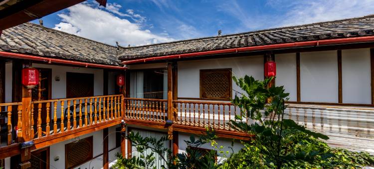 山峰花园客栈(丽江古城木府店)图片