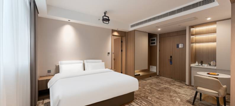 柏纳S(福州三坊七巷西湖公园店)图片