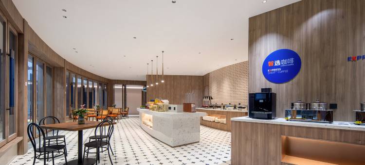 宜宾叙州智选假日酒店(宜宾西站店)图片