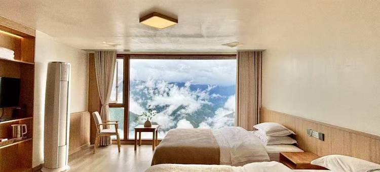 龙脊·云山居民宿(九龙五虎观景台店)图片