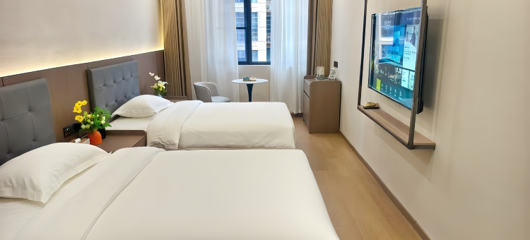 艺龙瑞云酒店(信阳固始蓼城大道恒太太平洋购物中心店)图片