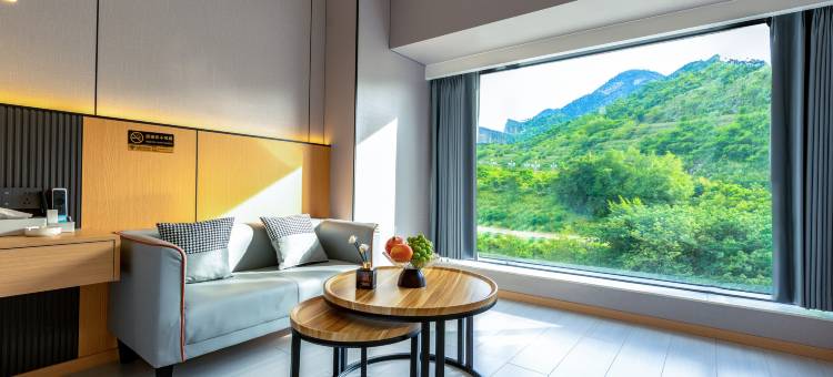 栖夏酒店(攀枝花高铁南站店)图片