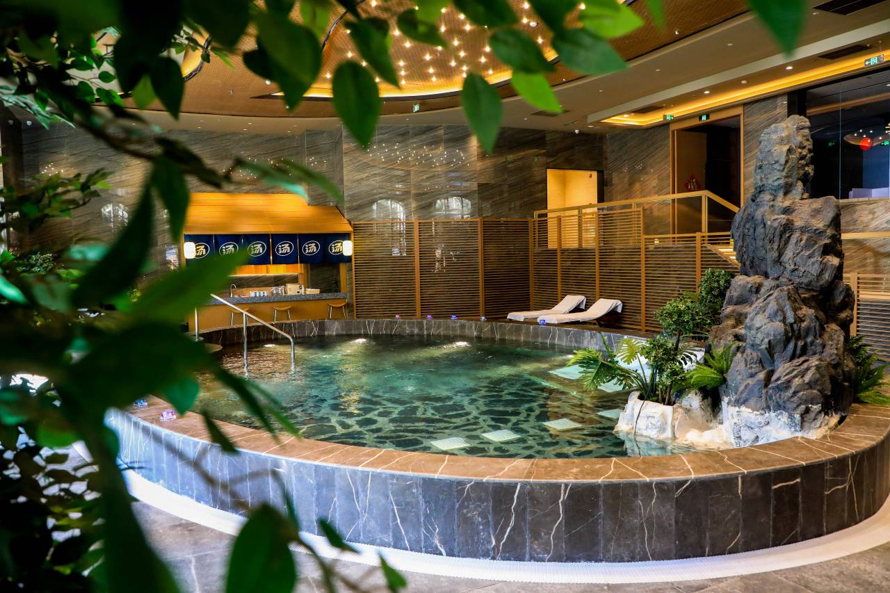 张家口汤印温泉假日酒店图片