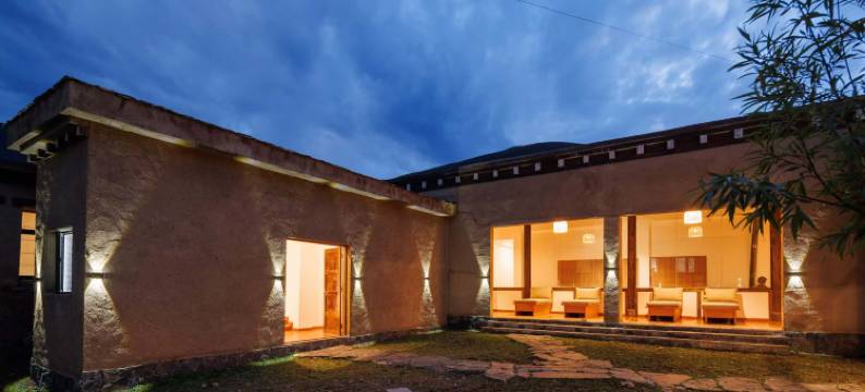 格聂·仓央庄园图片