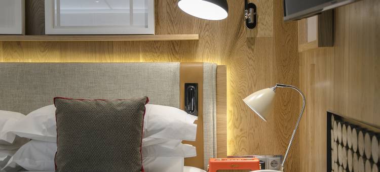 布朗斯中心酒店(Brown's Central Hotel)图片