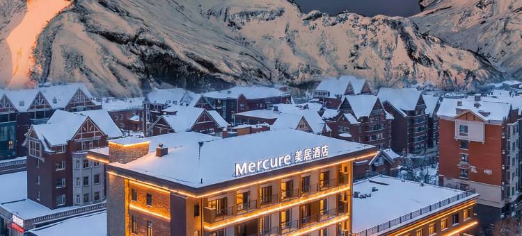 长白山高铁站二道白河美居酒店图片