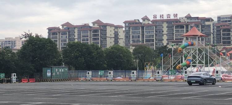 维也纳3好酒店(浦北奥园广场店)图片