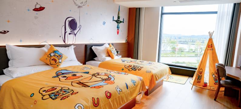 丽橙酒店(岳池火车站龙湖公园店)图片