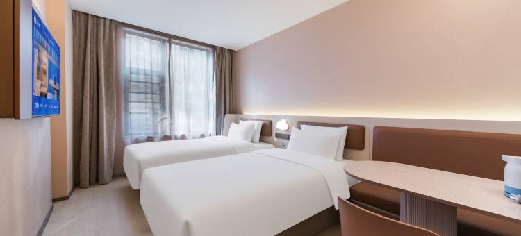 汉庭酒店(武汉青山红钢城地铁站店)图片