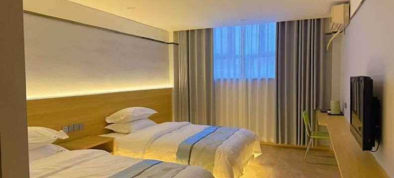 伊宁奥斯仃快捷酒店图片