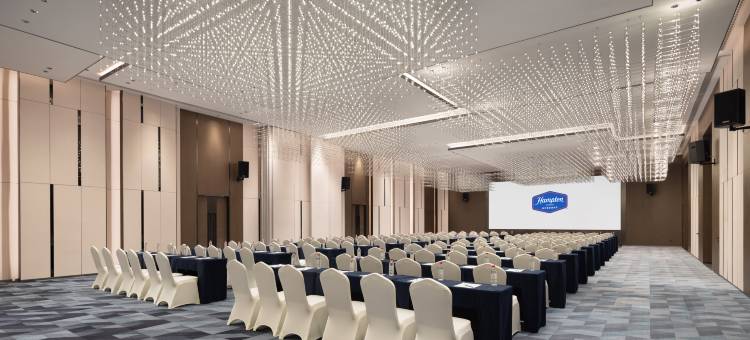 青岛空港希尔顿欢朋酒店(胶州北站店)图片