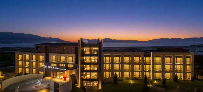 赛里木湖逸扉酒店图片