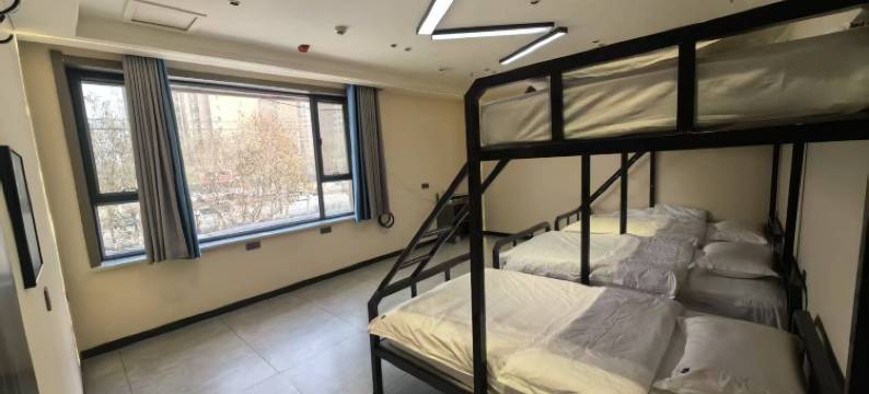 阿克苏暴走熊主题酒店图片