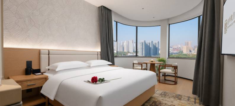 春华秋月酒店(鄂州南浦路银泰店)图片