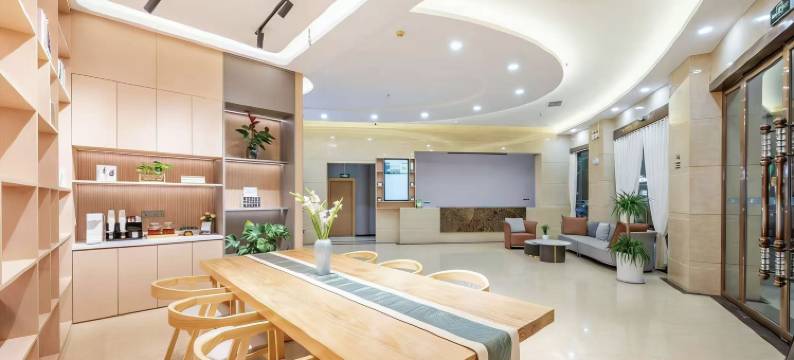 鼎诚大酒店(汉中城固县文化路店)图片