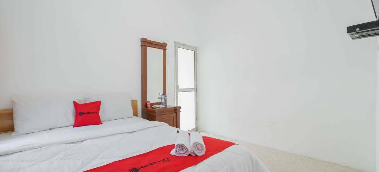 RedDoorz Syariah Near Watervang Lubuk Linggau 2图片