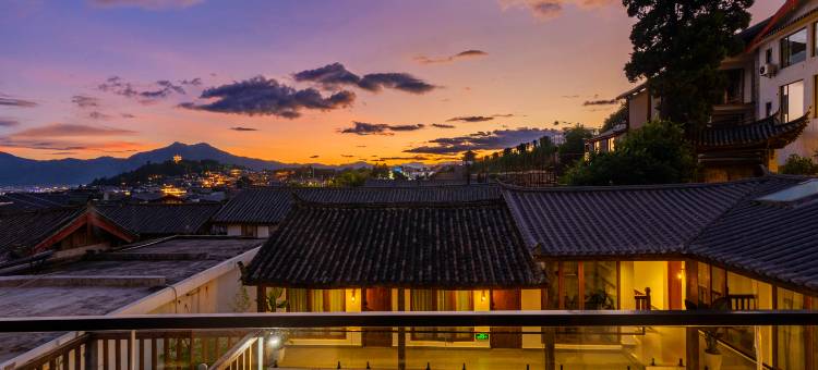 栖岸·Sunshine奢居半山古城全景美宿图片