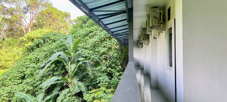 巴厘巴板瓦尔-红多兹家庭旅馆(RedDoorz @ Vall Guest House Balikpapan)图片