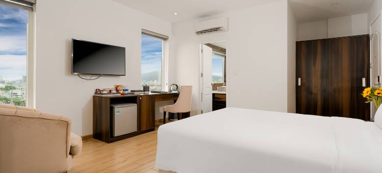 前岘港豪华酒店(RHM Luxury Hotel And Suite)图片