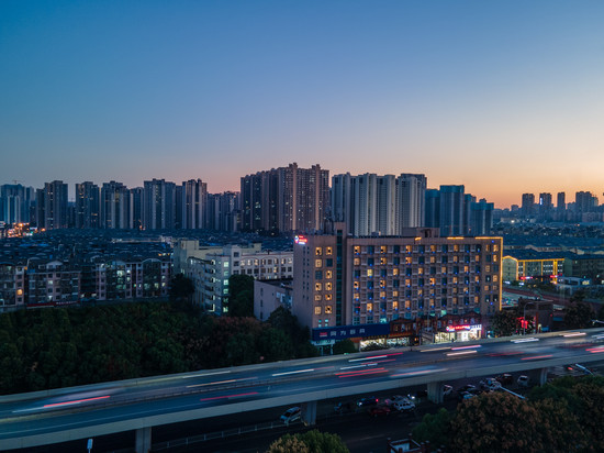 长沙华美达安可酒店(高桥南地铁站)