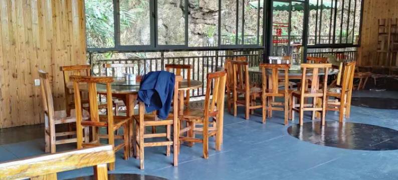 阳朔大面山休闲阁(九马画山峡谷漂流景区店)图片