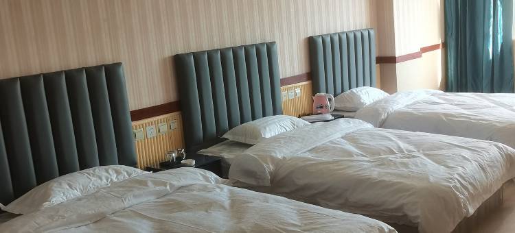 喀喇沁左翼凯风快捷宾馆图片