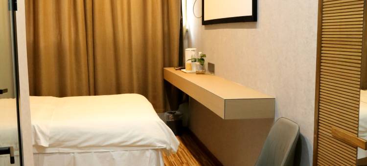 季轩精品酒店(湖北大学地铁站店)图片