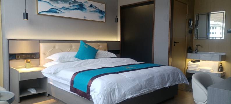 临潭卫城饭店图片