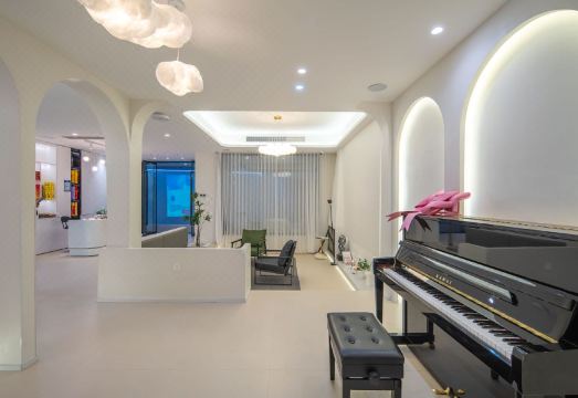 DDHouse · Pool View Design Aesthetic Homestay (Zhujiajian Wugongshi Wharf Airport) Hotel Overview