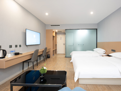 封丘星耀主题酒店