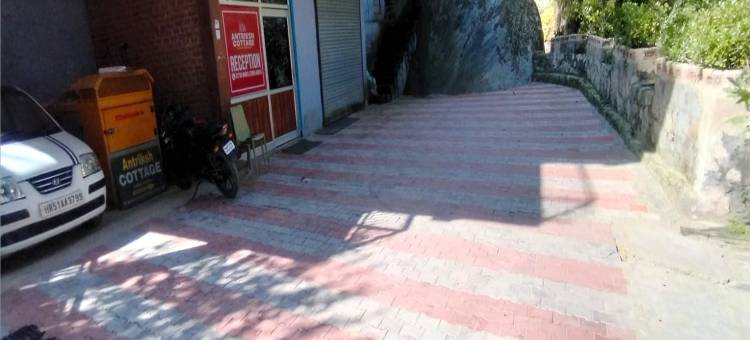 马拉里的Antriksh山舍(Antriksh Cottage Manali)图片