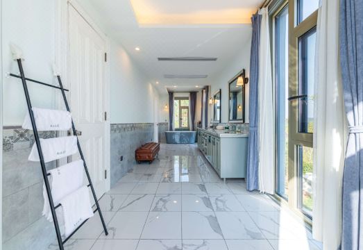 Huangshan Nagu RV Parent-child Italian Light Luxury Holiday Manor (Tunxi Old Street Branch) Hotel Overview