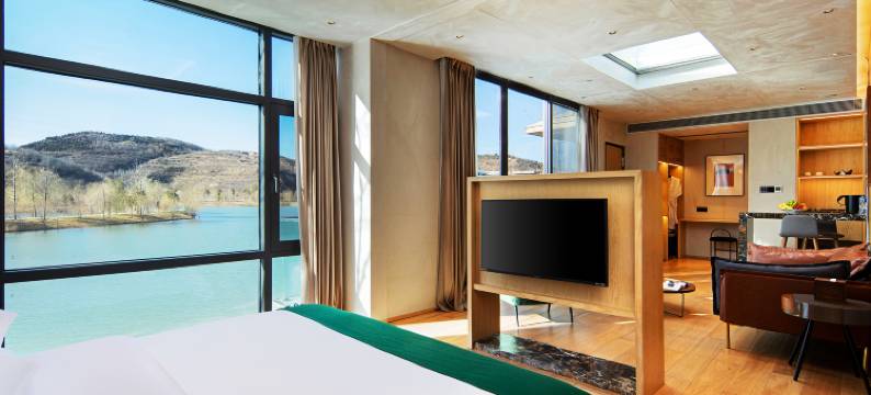 地球仓(太原西山森林公园)图片