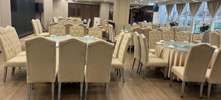 大仁禾酒店(自贡彩灯公园五星街店)图片