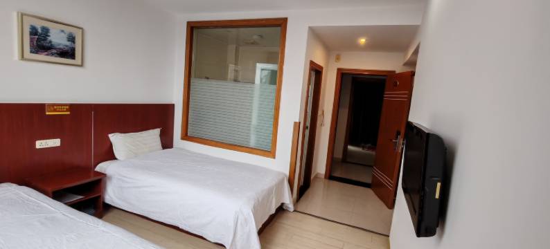 群洪诚信宾馆(古窑民俗博览区/陶瓷博物馆)图片