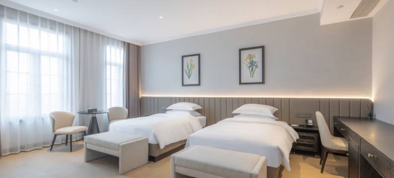 武义花田美地·安琪儿钟楼酒店图片